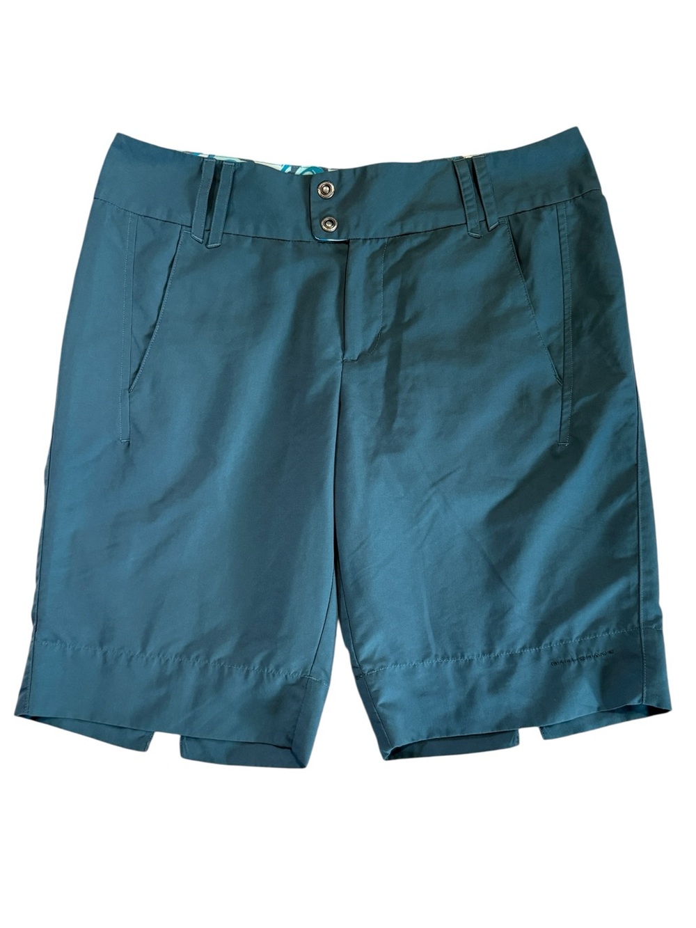 Columbia size 10 Teal Outdoor Performance Bermuda Shorts